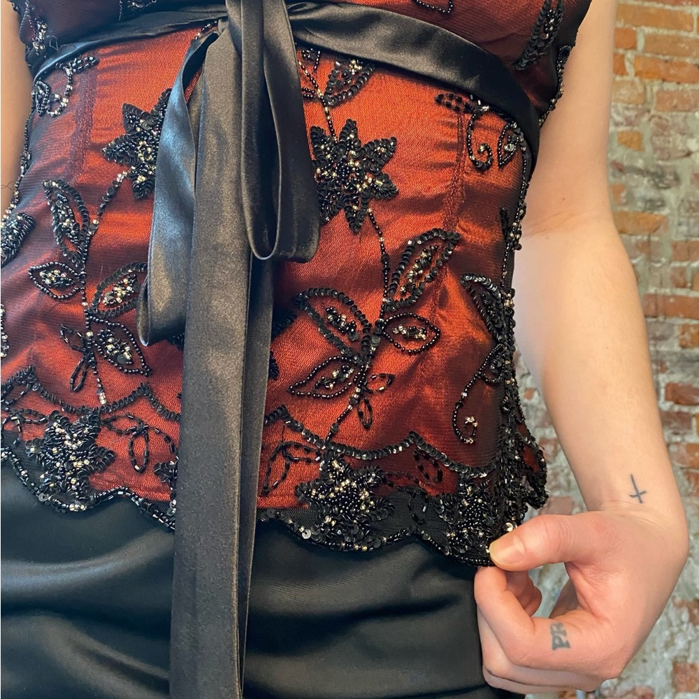 vintage vneck deco blouse
